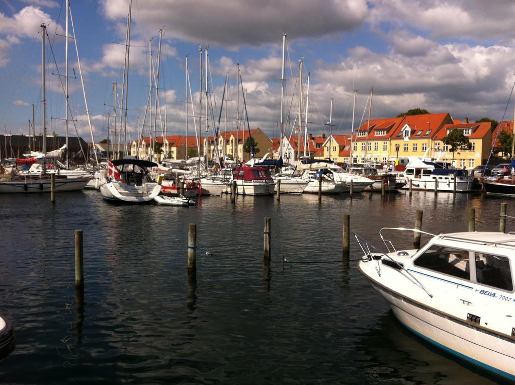 Hotel Fåborg Exteriör bild
